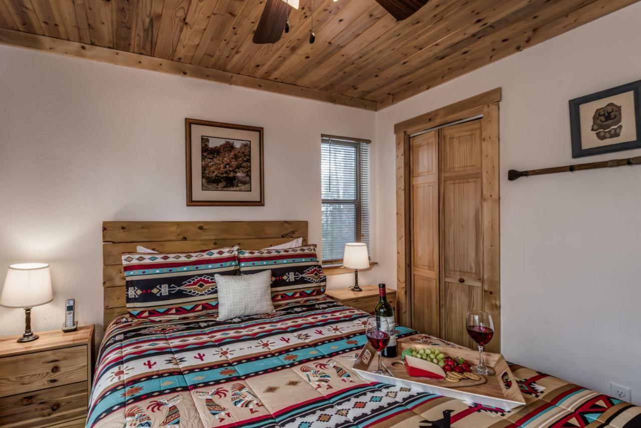 Aurora Montealis, 2 Bedrooms, Sleeps 4, Mountain Views, Fireplace, WiFi Ruidoso Exterior foto